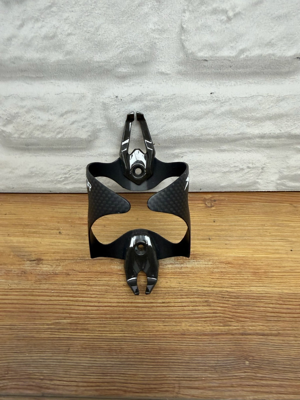 X Raptor Carbon Water Bottle Cage