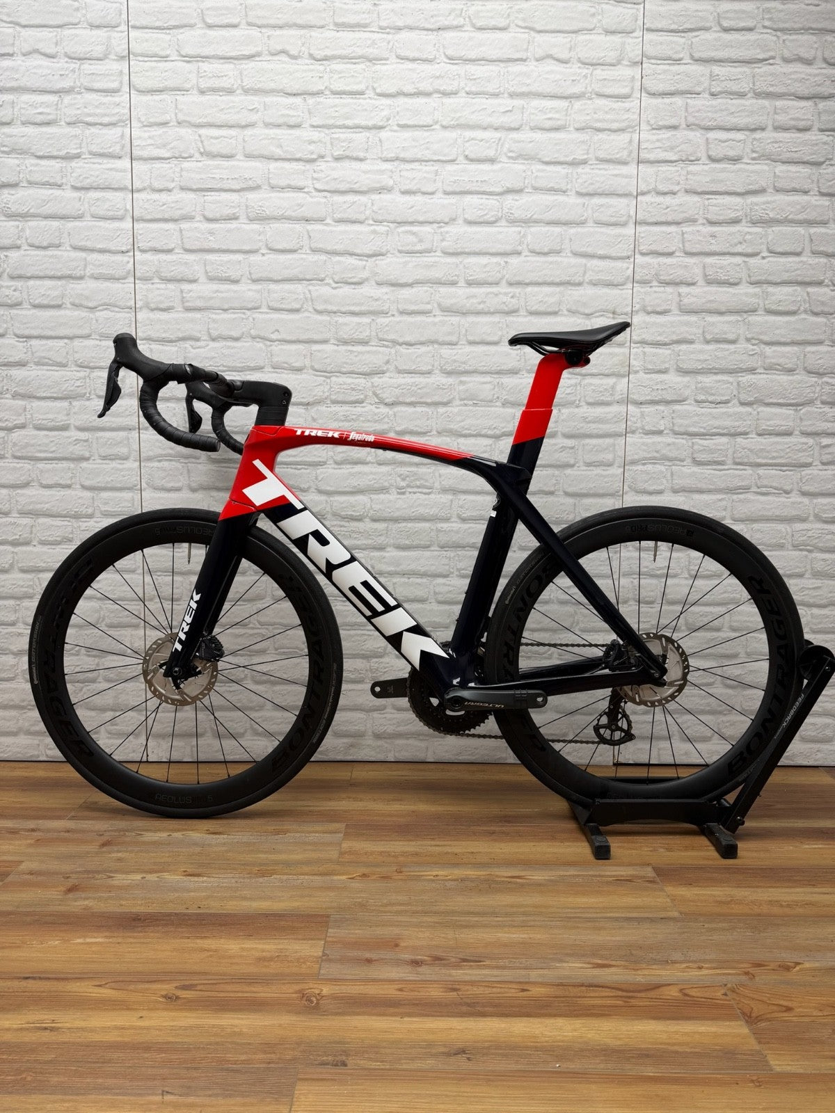 Trek Madone SLR 7 Project One Team Segafredo Edition 58cm