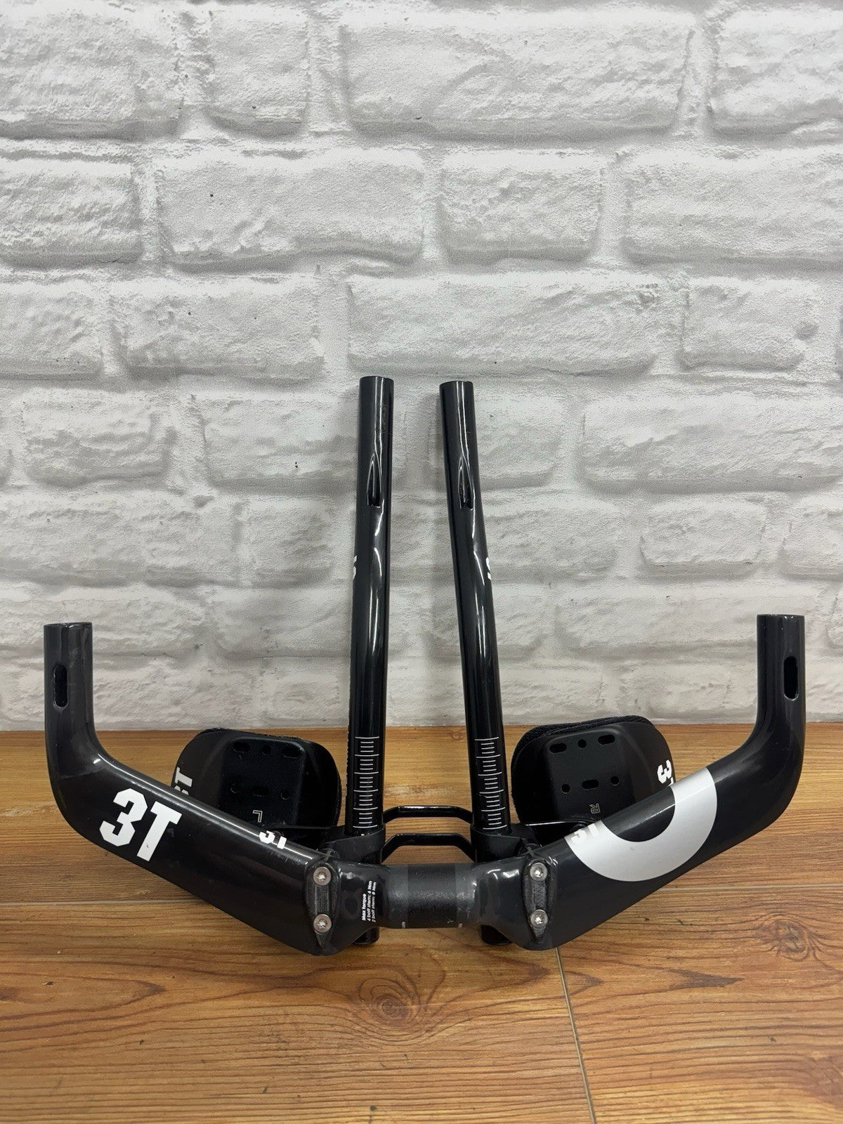 3T Vola LTD Fully Carbon Cockpit
