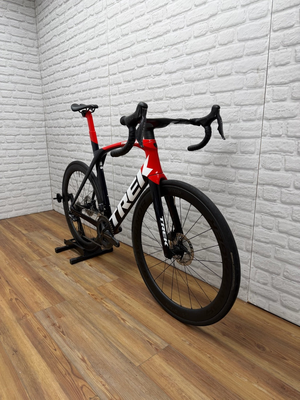 Trek Madone SLR 7 Project One Team Segafredo Edition 58cm