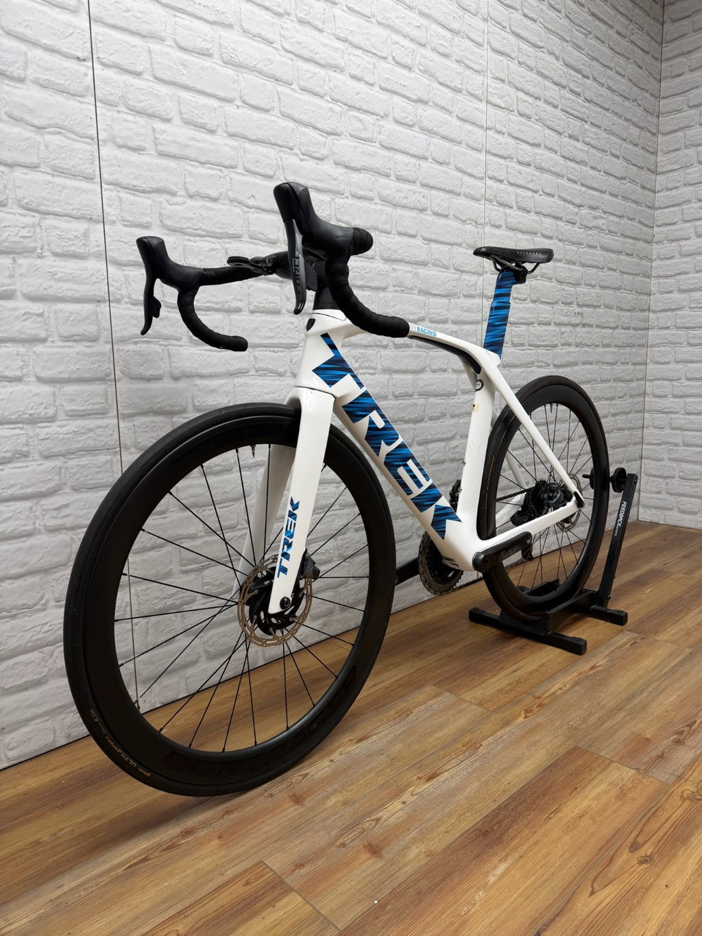 Trek Madone SLR Project One Team Edition 54cm eTap