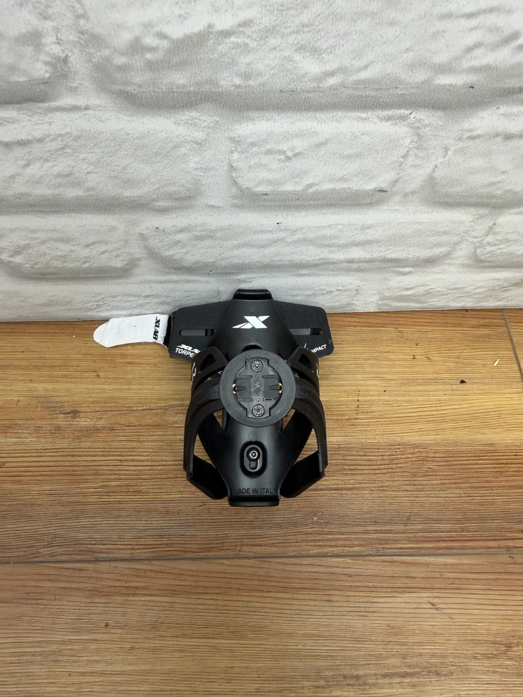 Xlab Vulcan Bottle a Cage w/ Mount & Garmin Mount