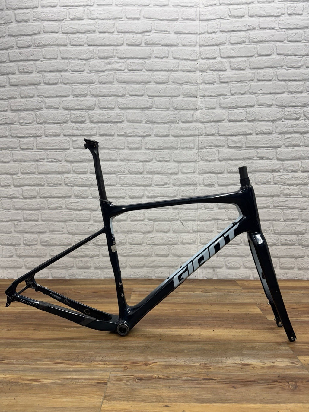 Giant Revolt Pro O Frame Medium/Large