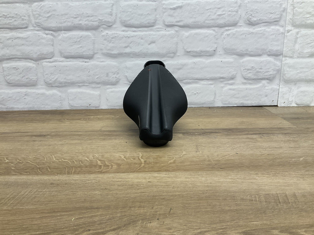 Fizik Tritone