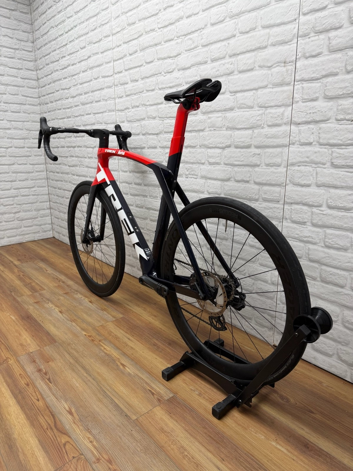 Trek Madone SLR 7 Project One Team Segafredo Edition 58cm – JEM Bikes
