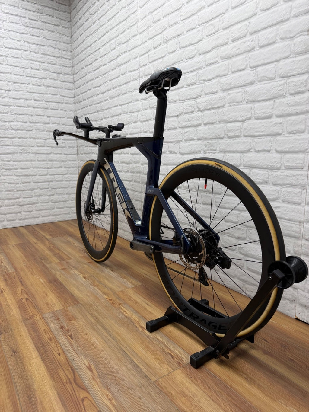 Trek Speed Concept SLR Medium Triathlon Bike
