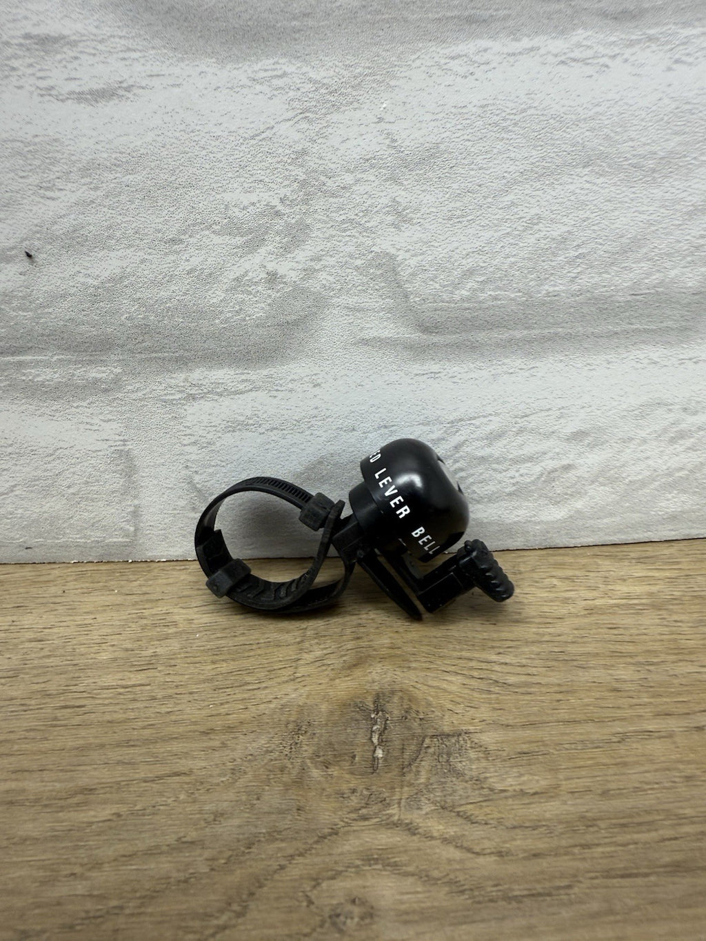 Nuvo Design Integrated Lever Bell