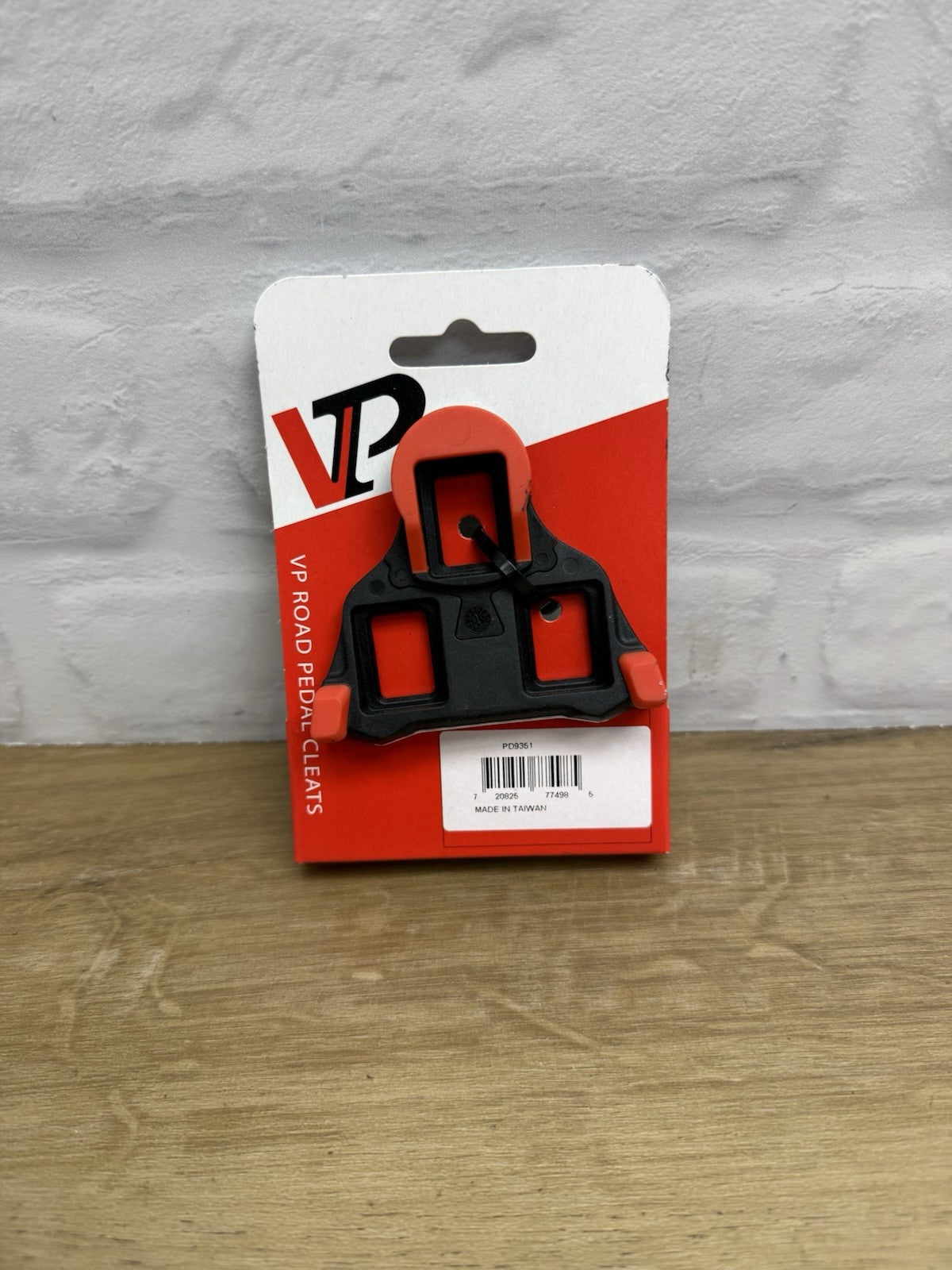 VP Components ARC1 Road Bike Cleat Set
