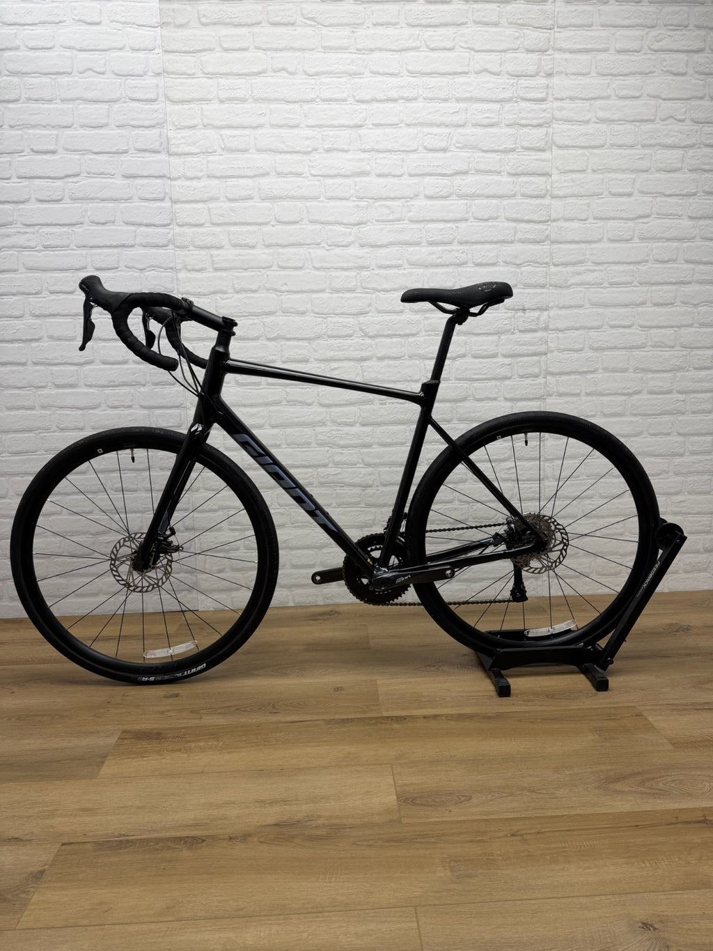 Giant Contend AR Large 2025