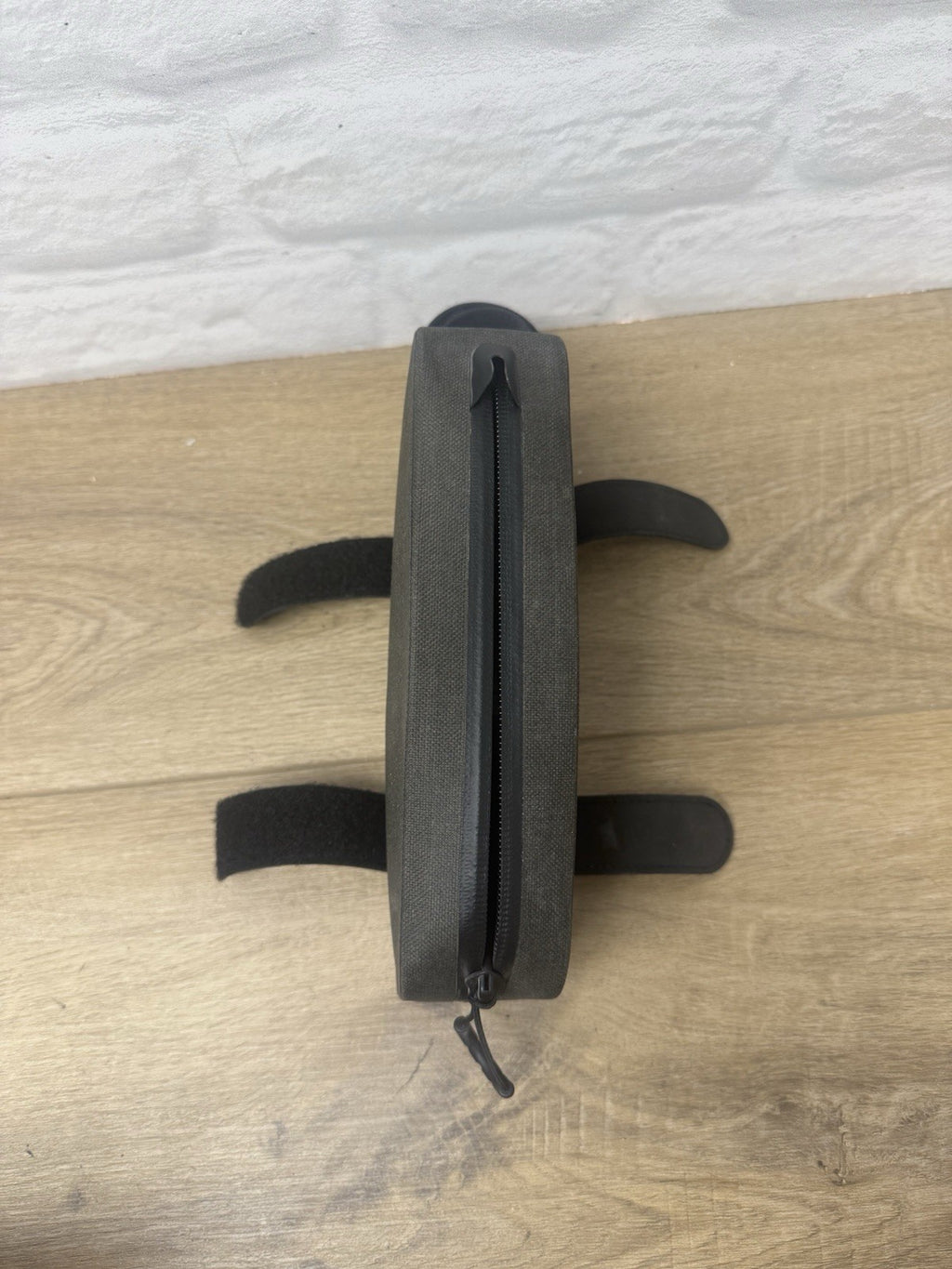 Brooks Scape Top Tube Bag