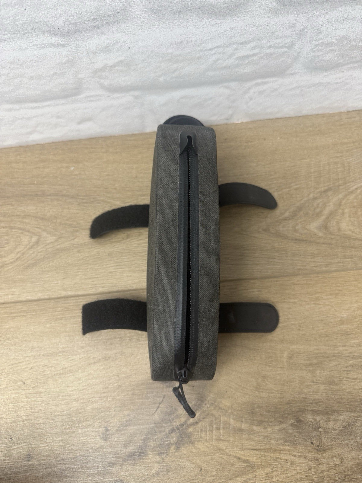 Brooks Scape Top Tube Bag