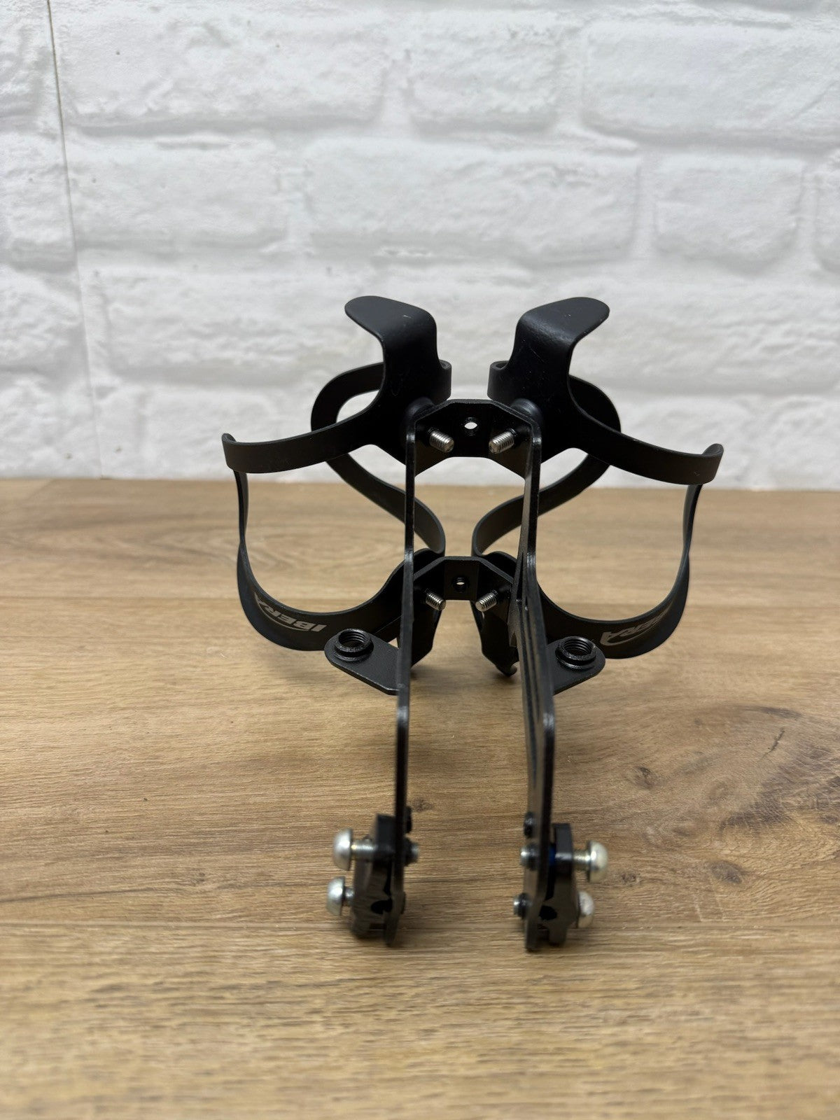 TriSeven Dual Water Bottle Cage Adapter With IBERA aluminum Bottle Cages Set