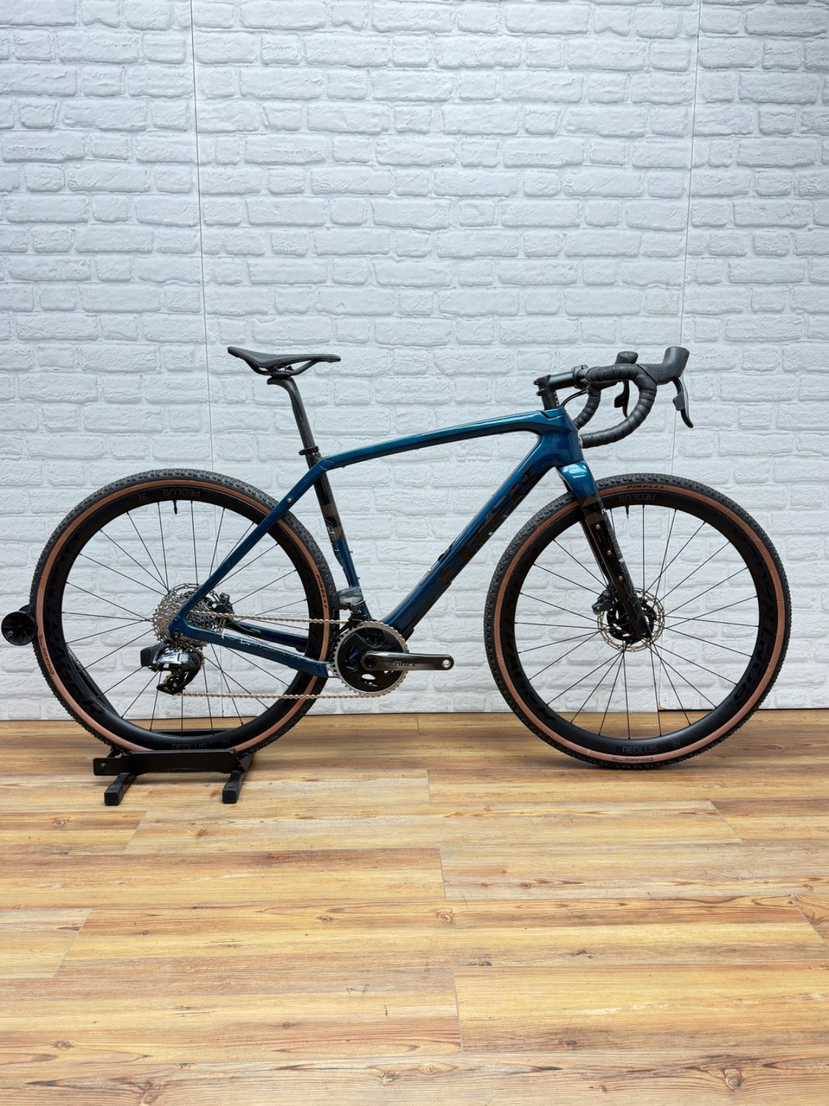 Trek Checkpoint 54cm SRAM
