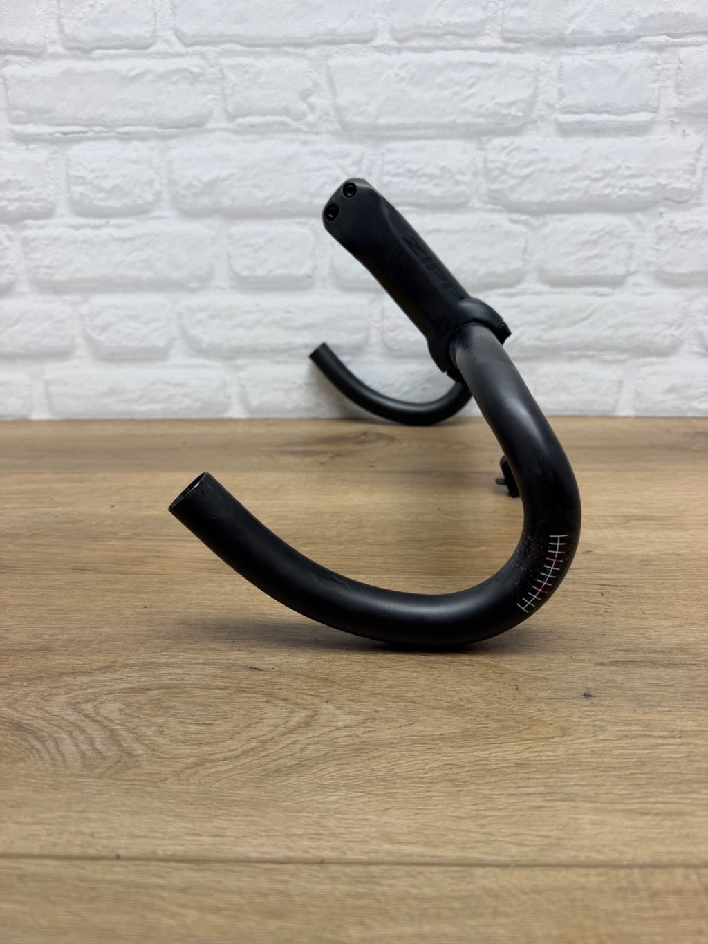 TAKE OFF Zipp SL70 Ergo Carbon 42cm Handlebars with 100mm SL Speed Carbon Stem