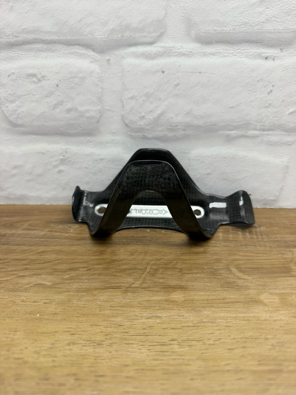 Arundel OtherSideLoader carbon fiber water bottle cage 