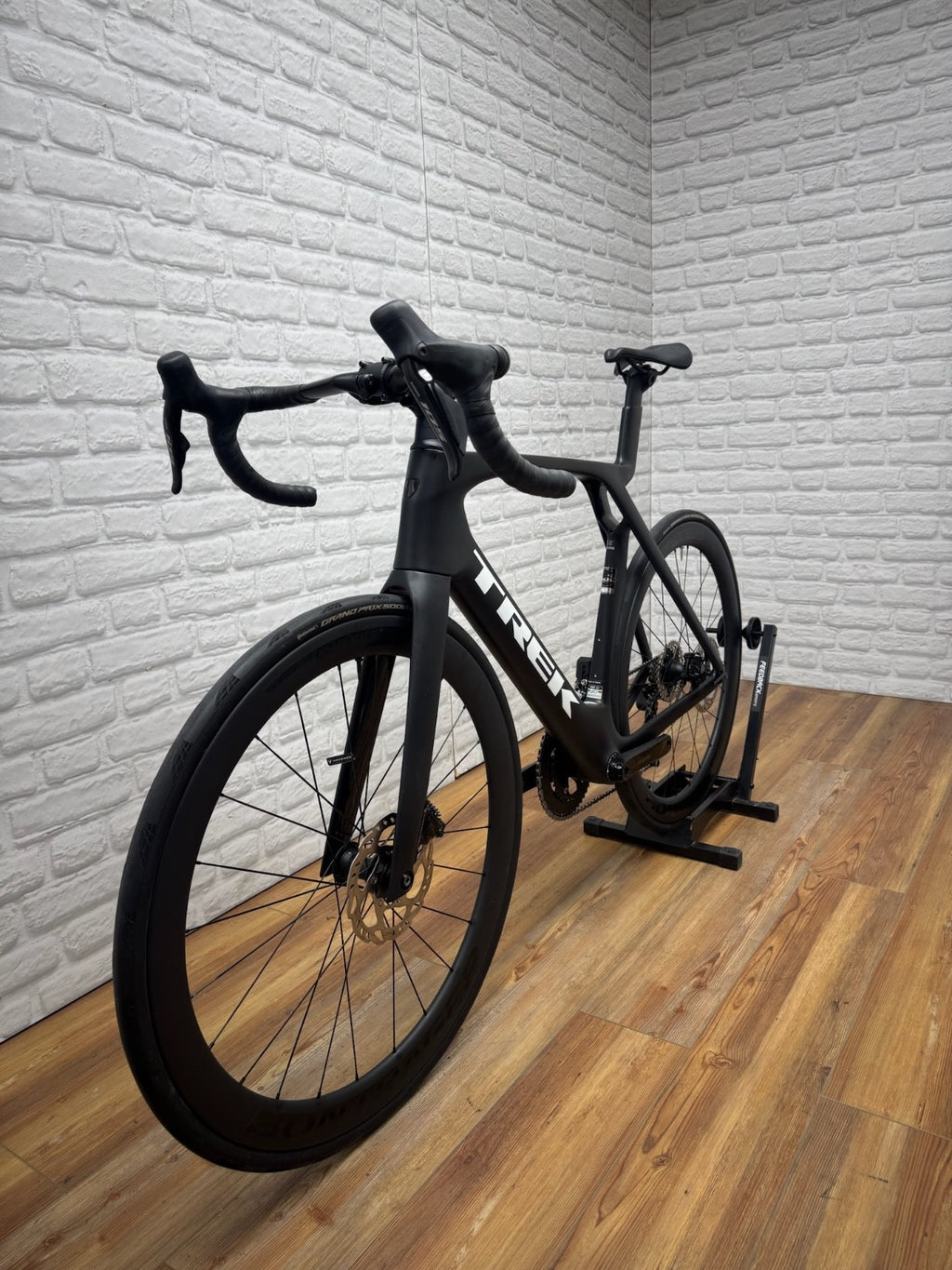 Trek Madone SL 6 Disc Di2 2024