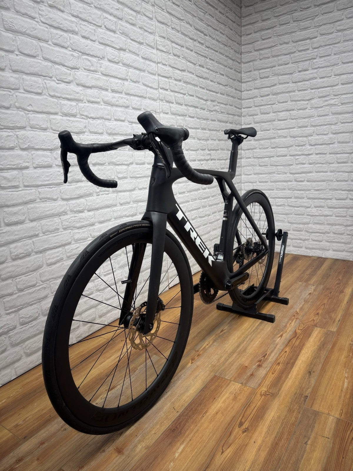 Trek Madone SL 6 Disc Di2 2024