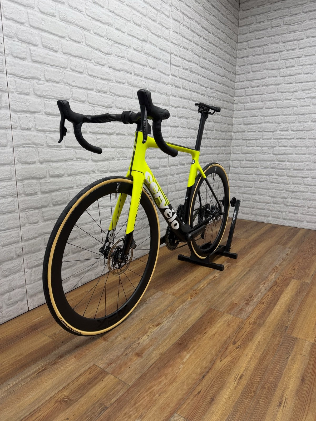 Cervelo S3 56cm eTap Road Bike