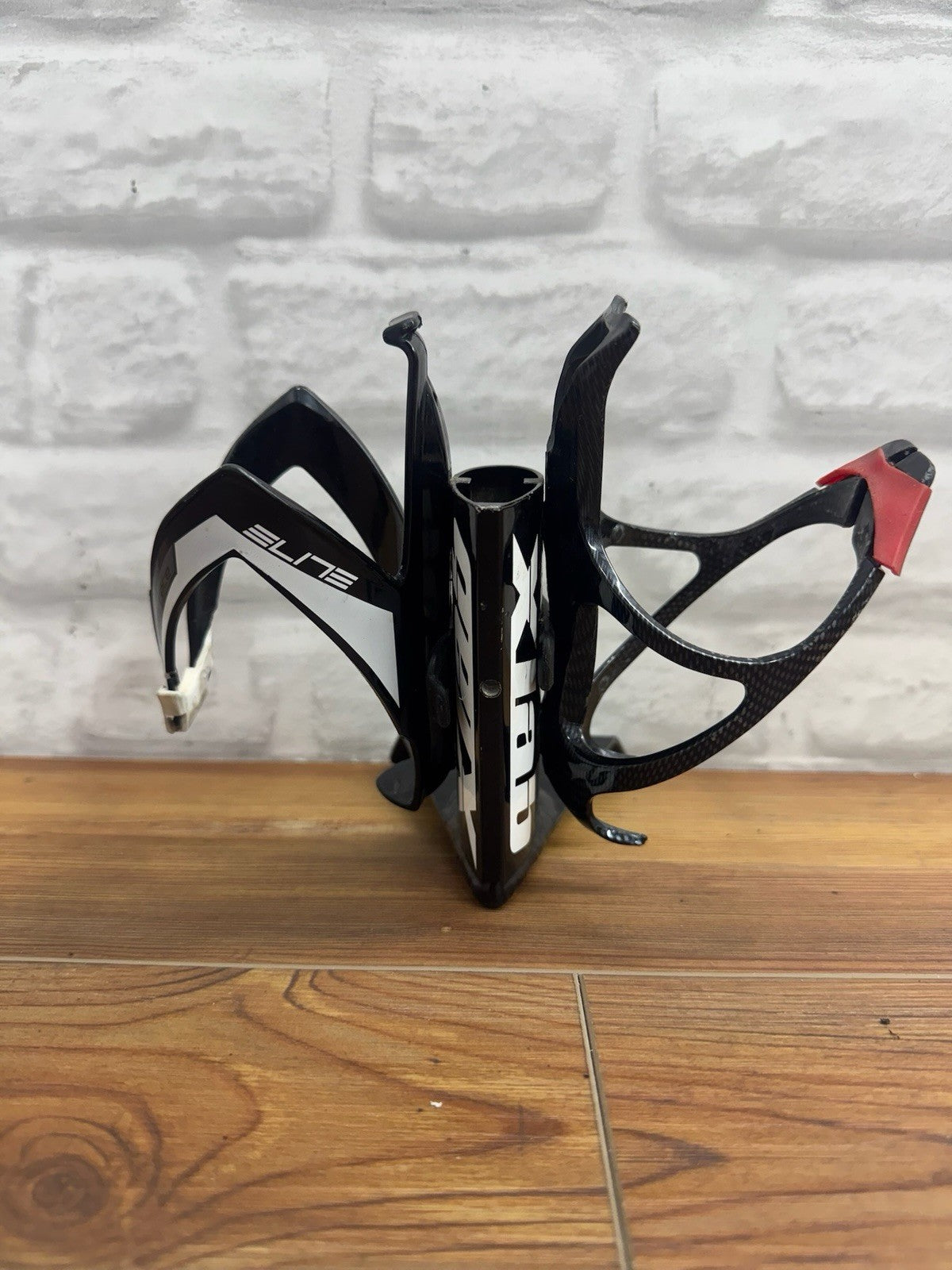 Xlab Saddle Wing Rear Bottle Cage Carrier With Plastic Cages