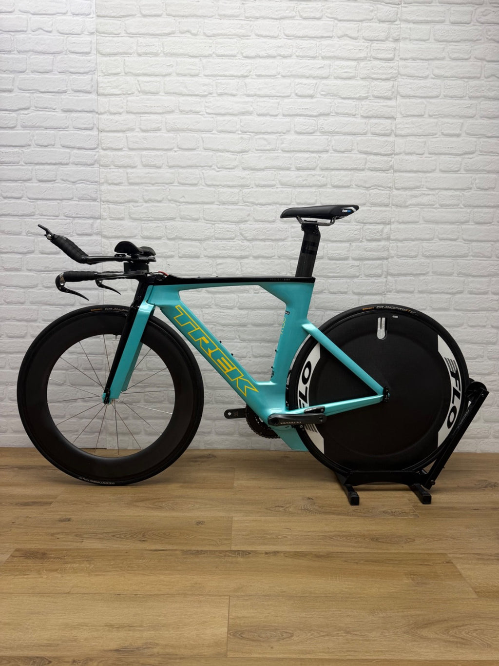 Trek Speed Concept Project One Medium Triathlon Bike