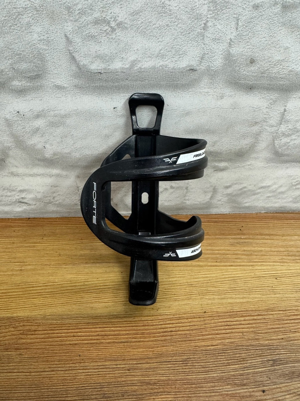 Forte Freeloader Plastic Water Bottle Cage -- Switchable Entry Sides