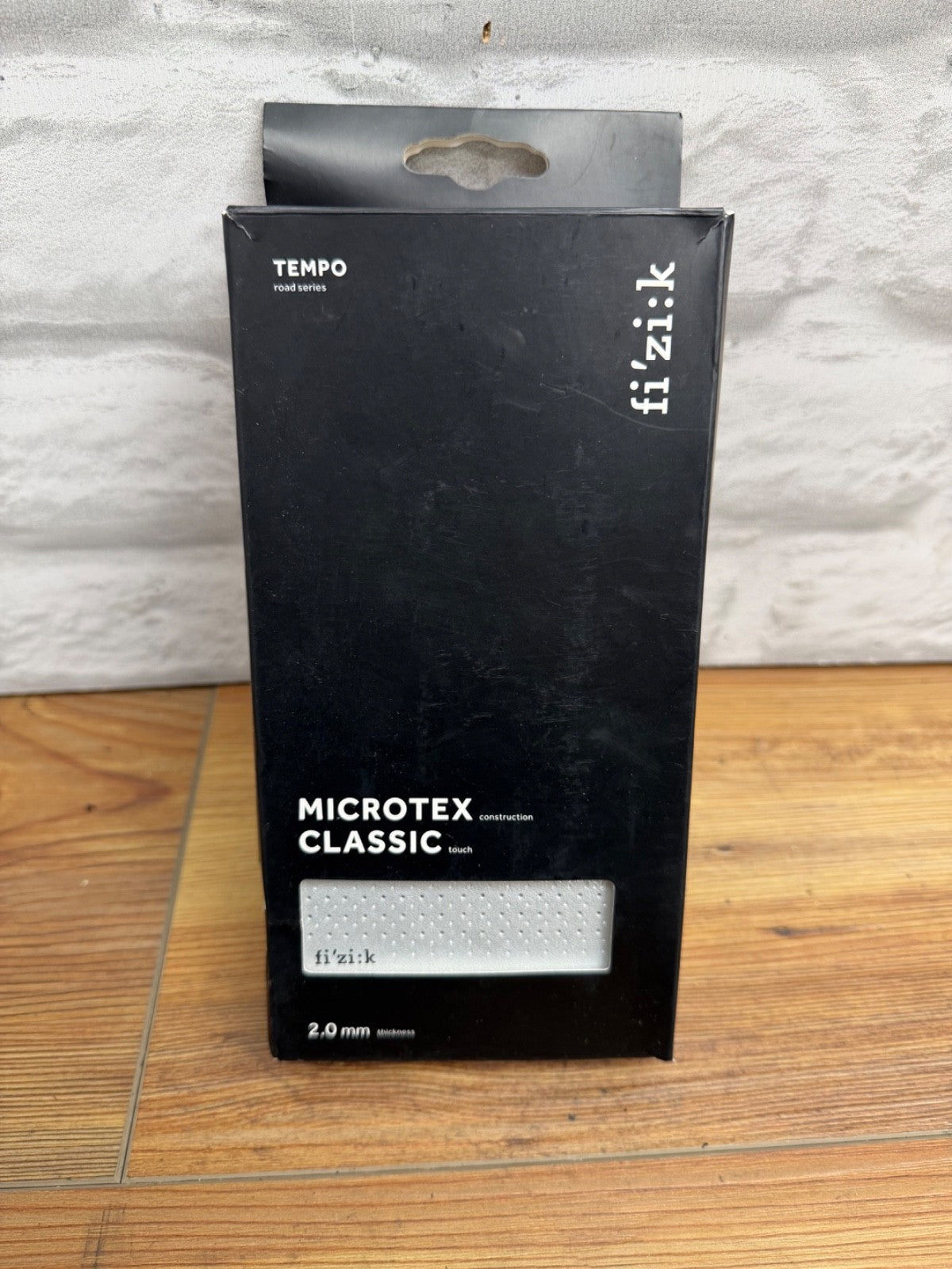 Fizik Tempo microtex Classic 2mm Handlebar Tape Silver