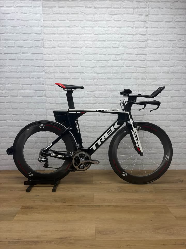 Trek Speed Concept Large Shimano Dura-Ace Di2 Triathlon Bike Bontrager Aeolus 9