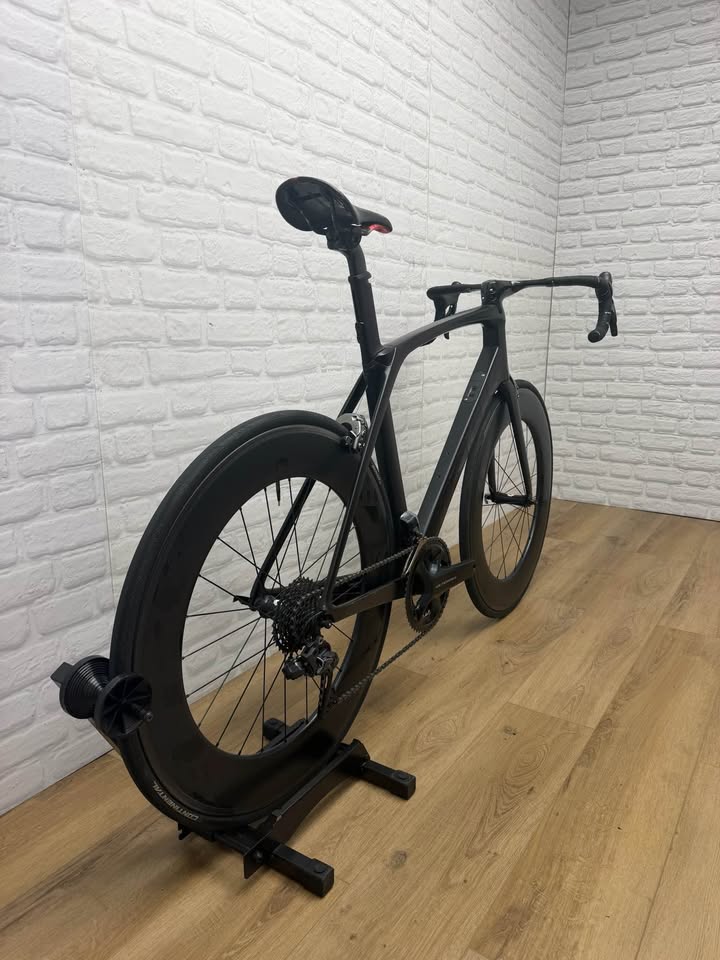 Trek Madone SLR 58cm Shimano Dura-Ace Ultegra Di2 Road Bike Carbon