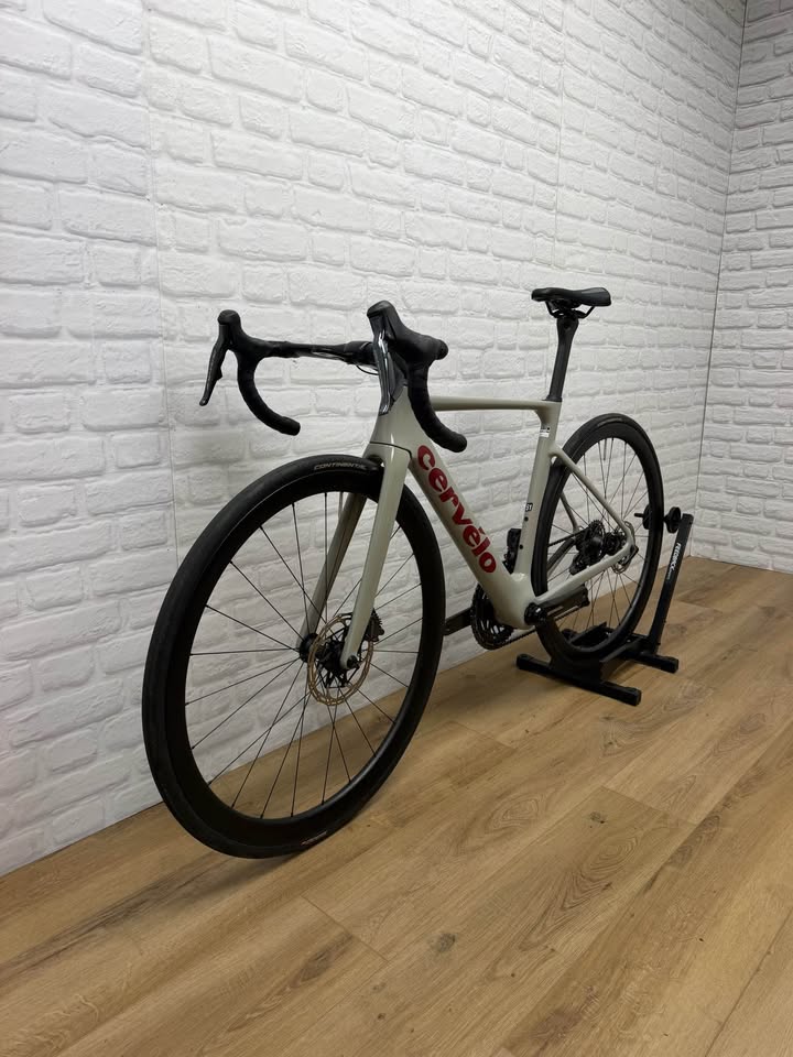 Cervelo Soloist 51cm Shimano Dura-Ace Ultegra Di2 Disc Road Bike Roval C38