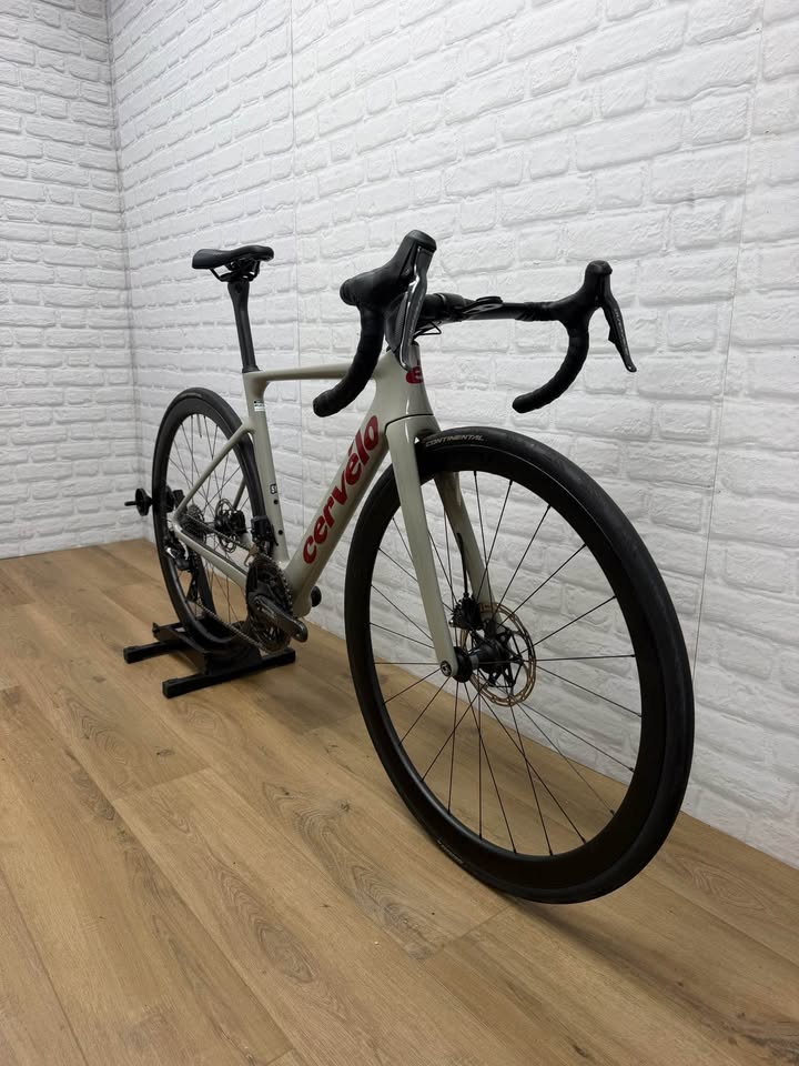 Cervelo Soloist 51cm Shimano Dura-Ace Ultegra Di2 Disc Road Bike Roval C38
