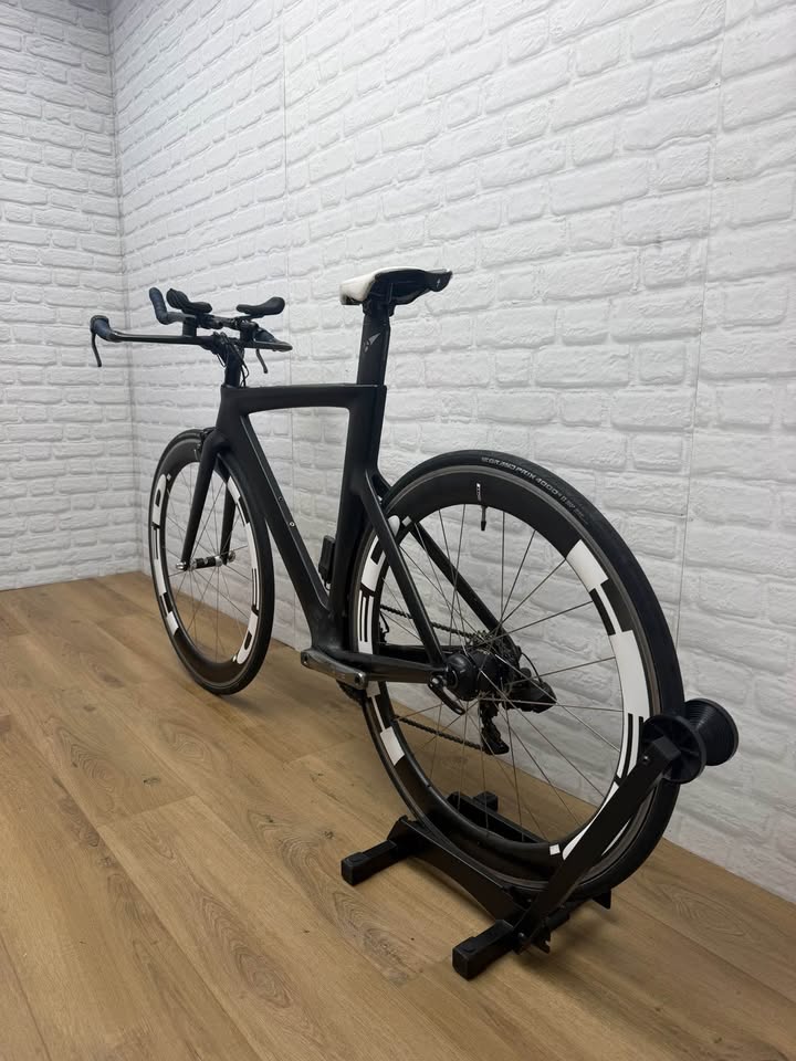 Trek Speed Concept Medium Shimano Ultegra Di2 Triathlon Bike HED Carbon
