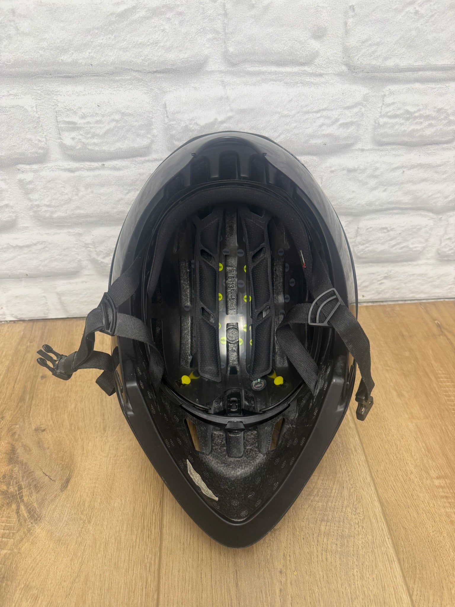 Giro Aerohead MIPS helmet