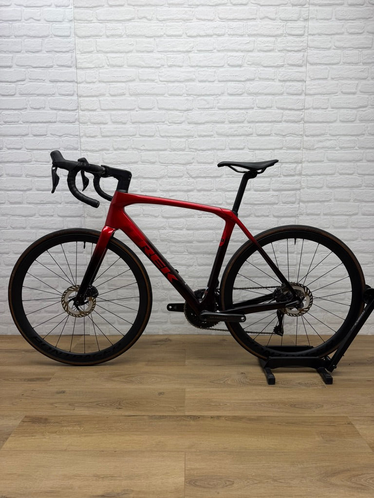 2025 Trek Domane SLR Project One 56cm
