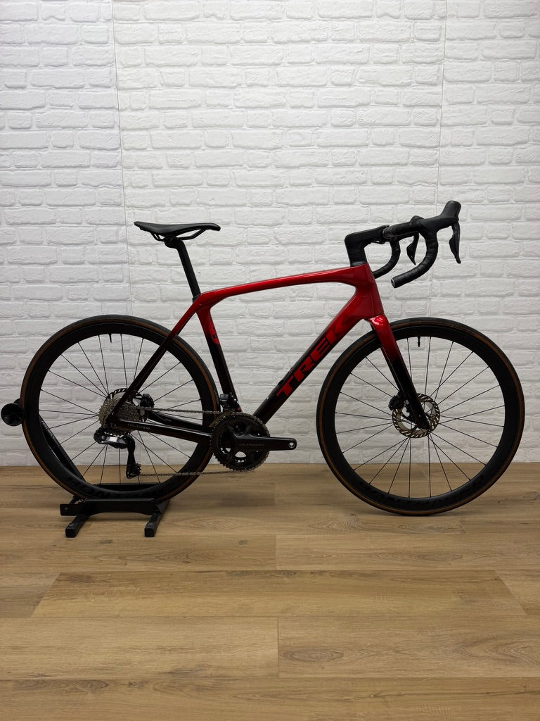 2025 Trek Domane SLR Project One 56cm