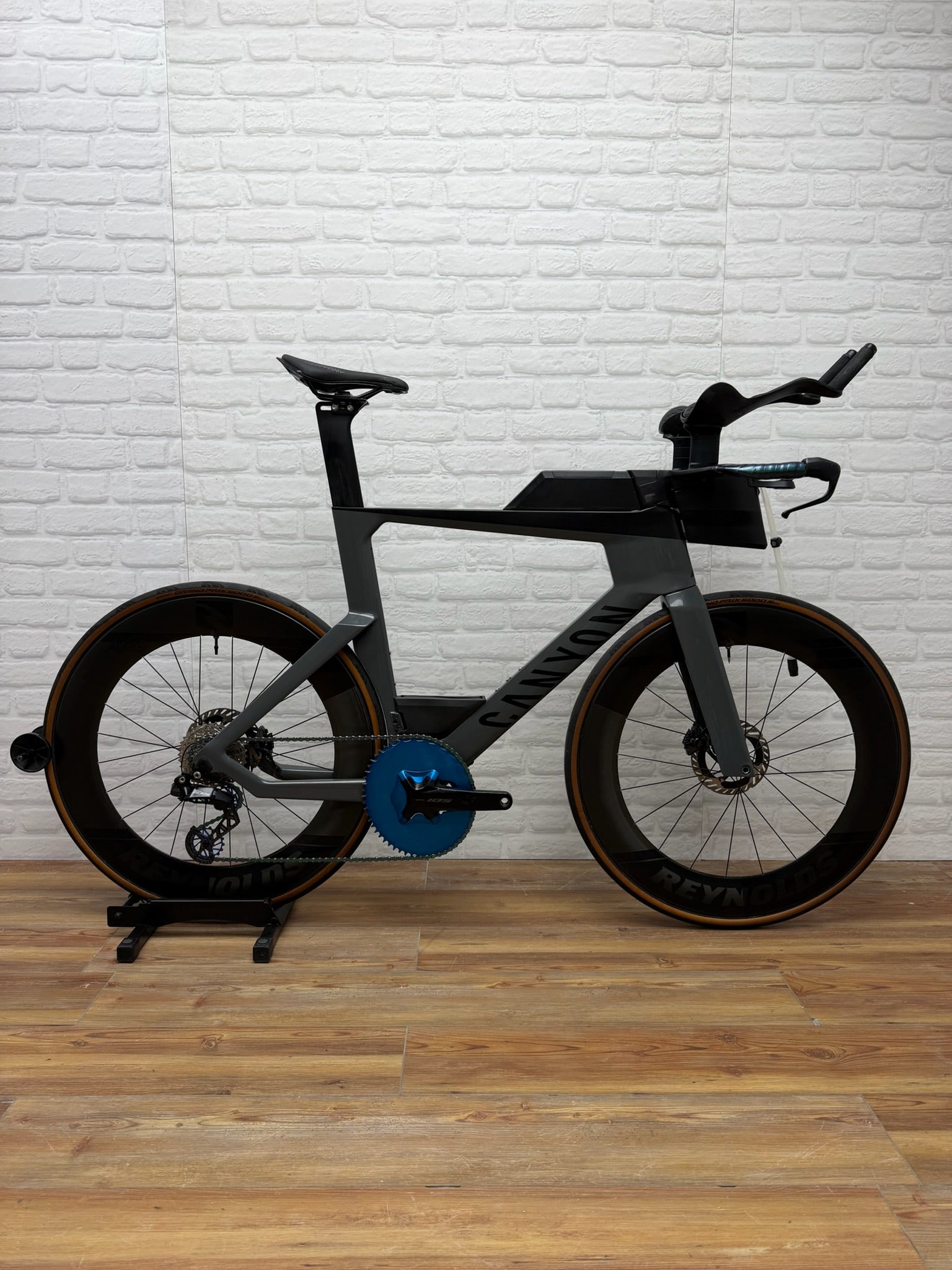 Canyon Speedmax Large Triathlon Bike