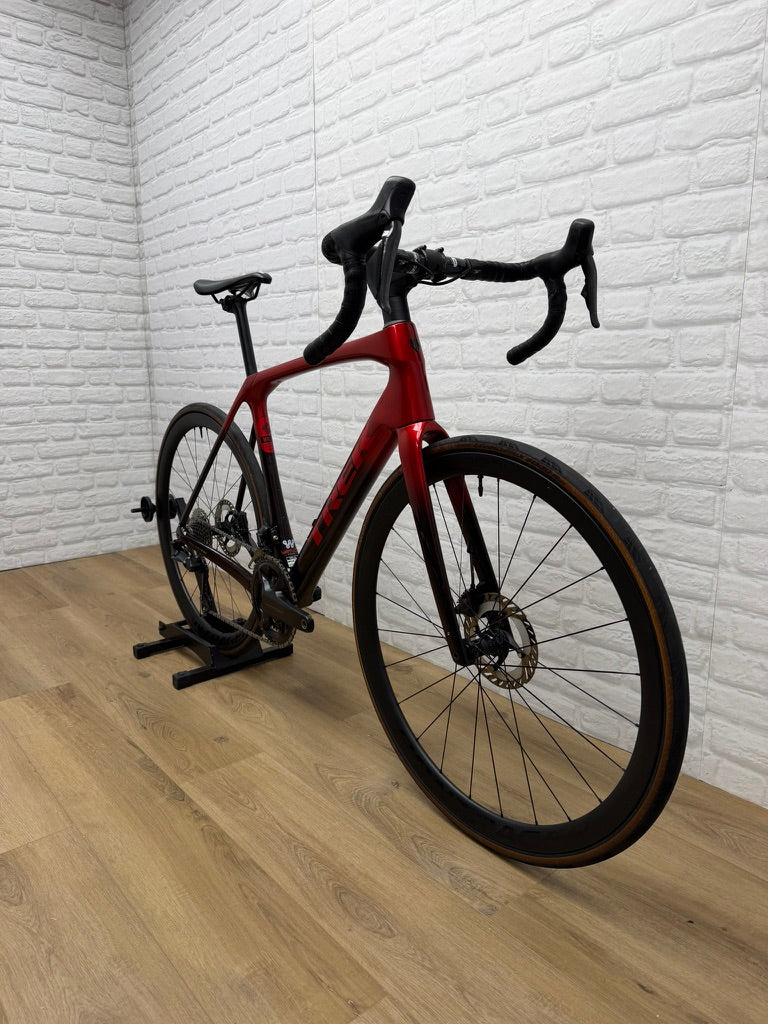 2025 Trek Domane SLR Project One 56cm