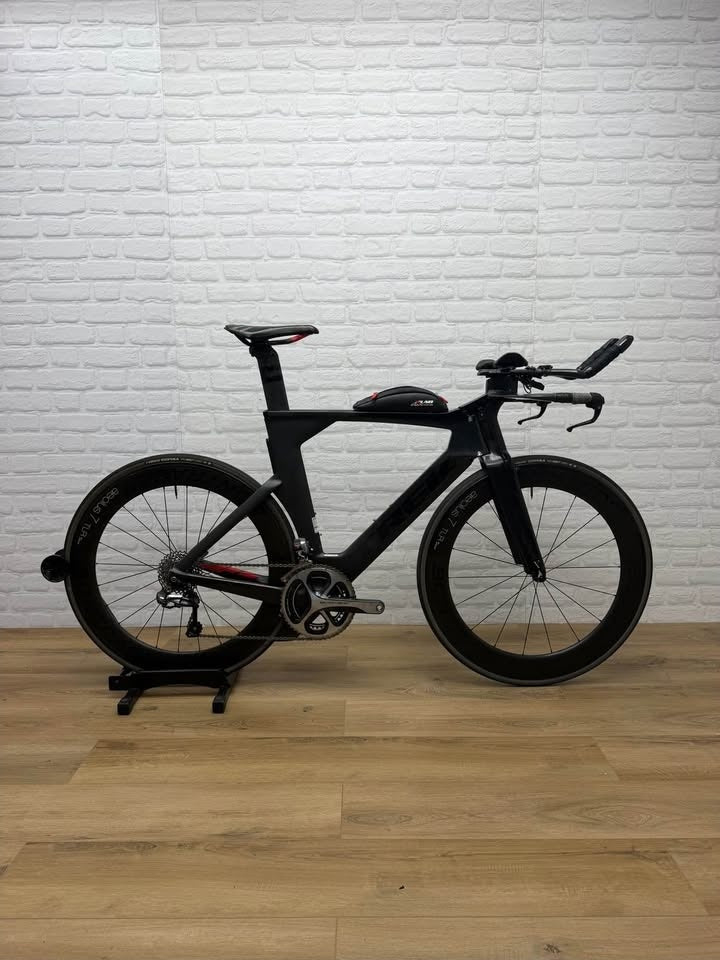 Trek Speed Concept Large Triathlon Bike