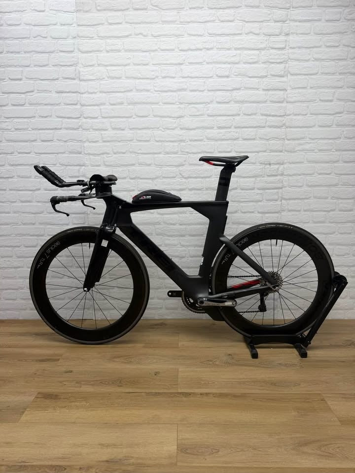 Trek Speed Concept Large Triathlon Bike