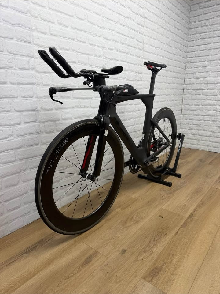 Trek Speed Concept Large Triathlon Bike