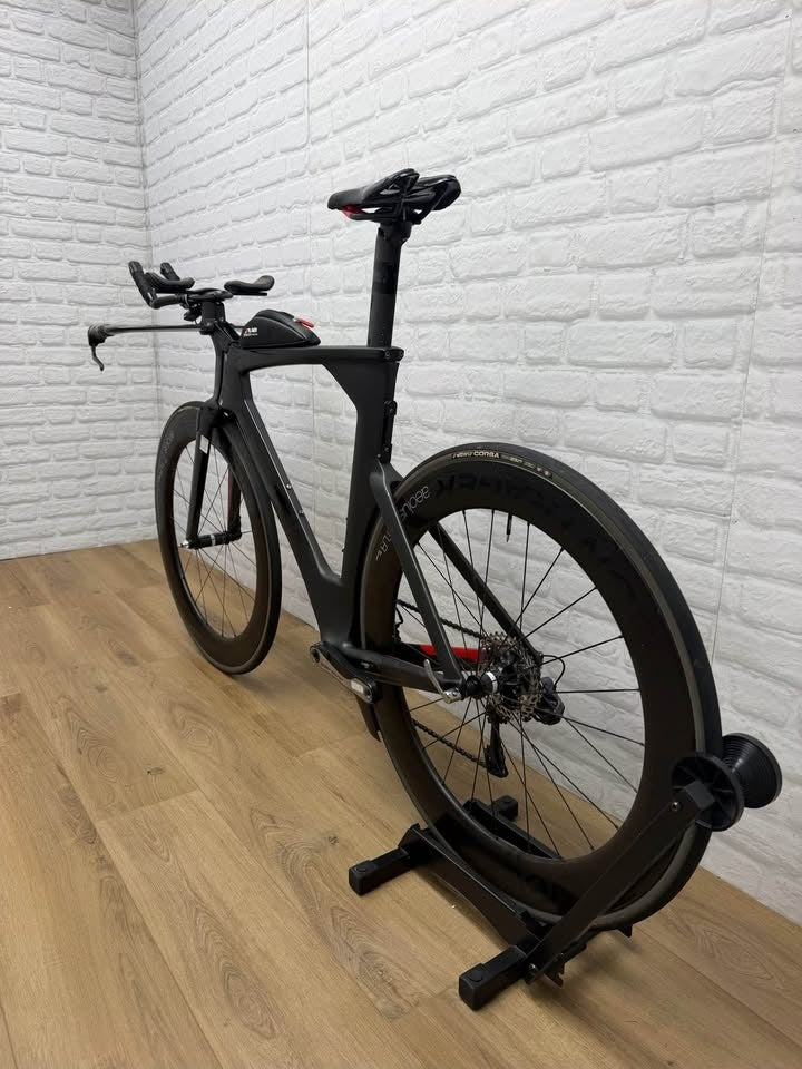 Trek Speed Concept Large Triathlon Bike