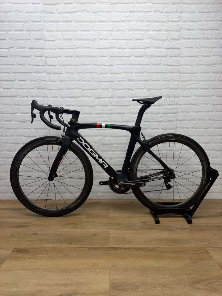Pinarello Dogma F10 51.5cm Road Bike