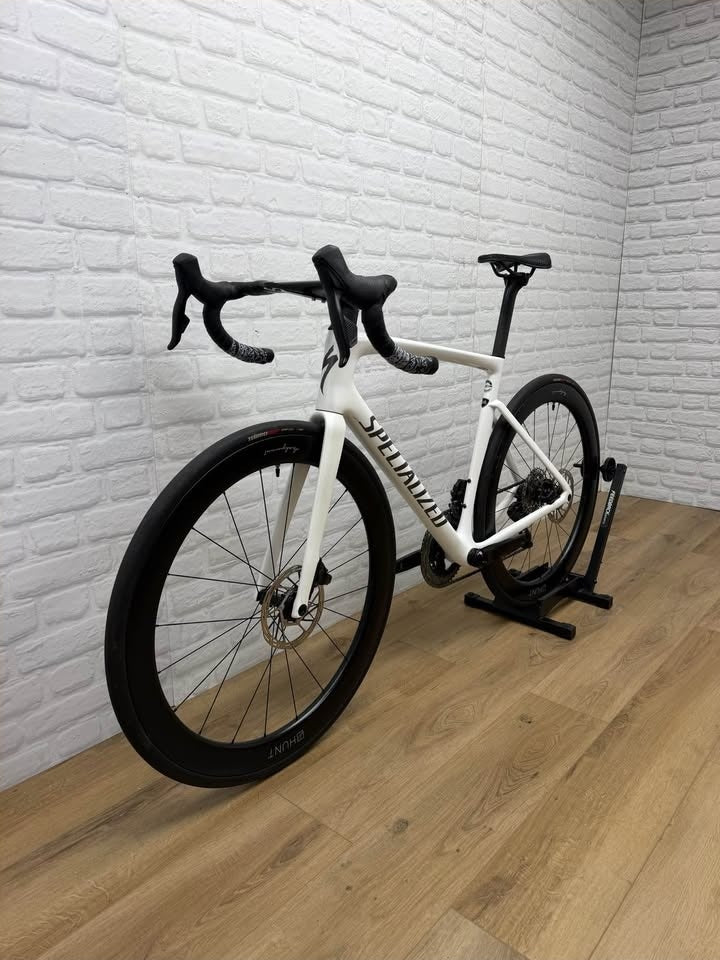 Specialized Tarmac SL7 56cm Road Bike