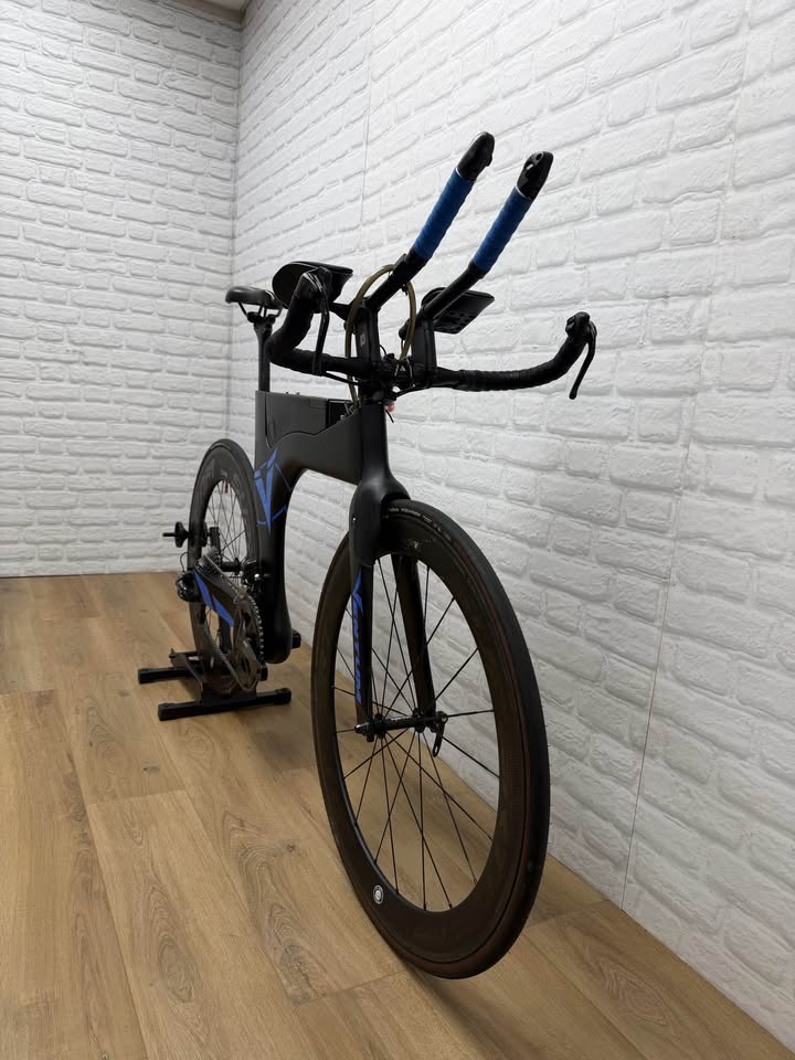 Ventum One Medium Triathlon Bike