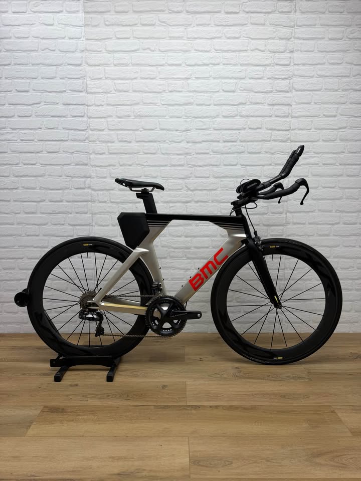 BMC Time Machine 02 One Medium/Short Di2 Triathlon Bike
