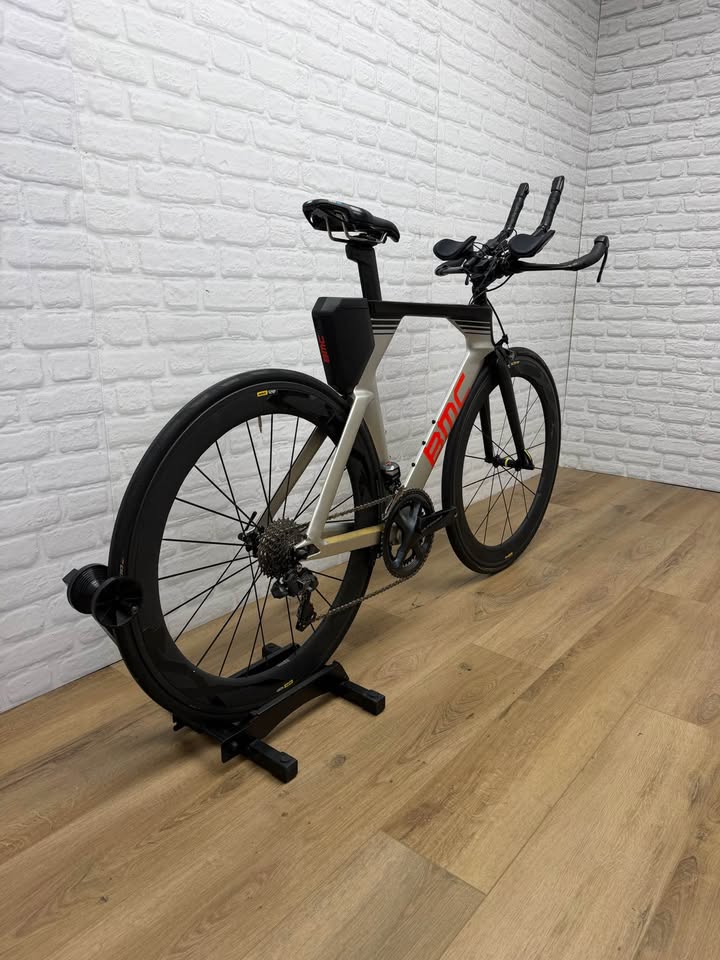 BMC Time Machine 02 One Medium/Short Di2 Triathlon Bike