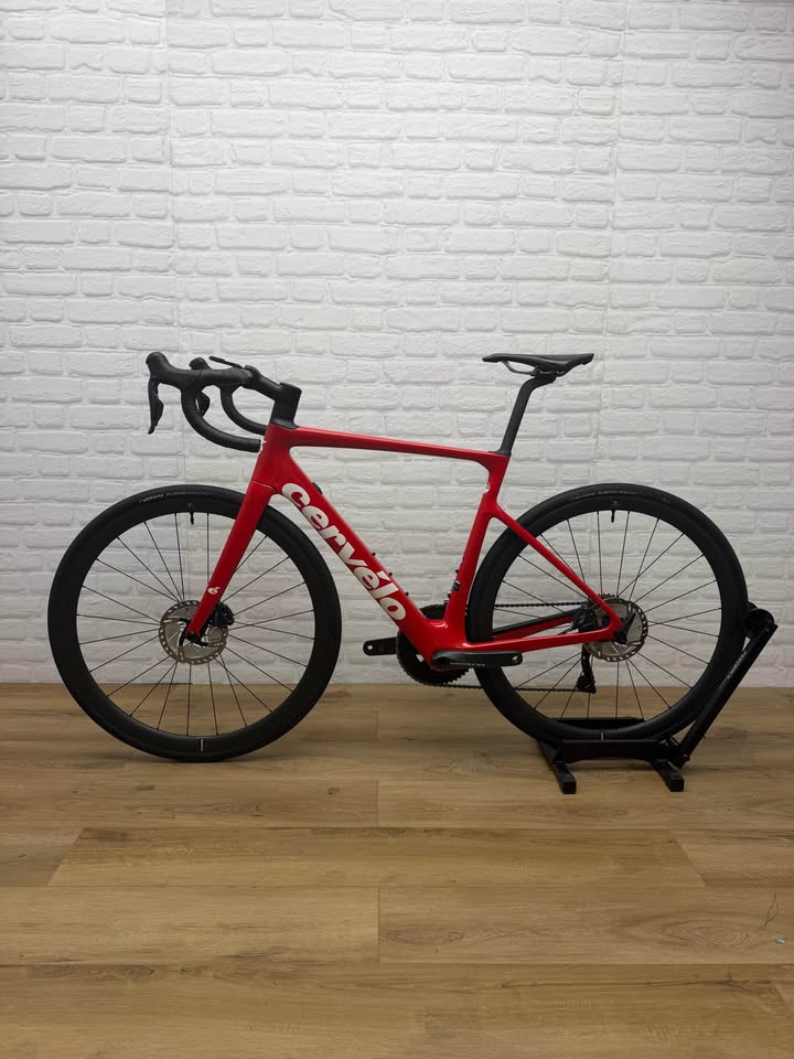 Cervelo Caledonia 5 54cm Ultegra Di2 Disc Road Bike