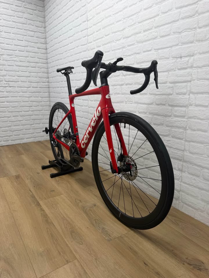 Cervelo Caledonia 5 54cm Ultegra Di2 Disc Road Bike