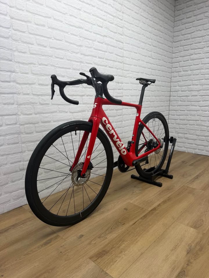 Cervelo Caledonia 5 54cm Ultegra Di2 Disc Road Bike