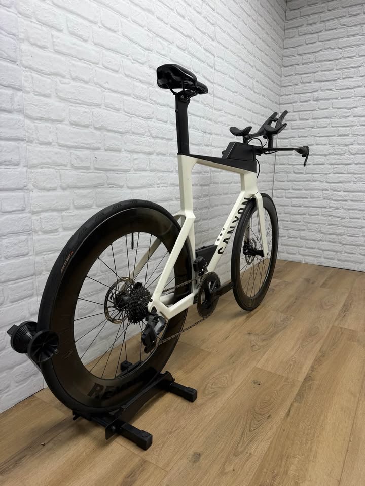 Canyon Speedmax CF XL Triathlon Bike