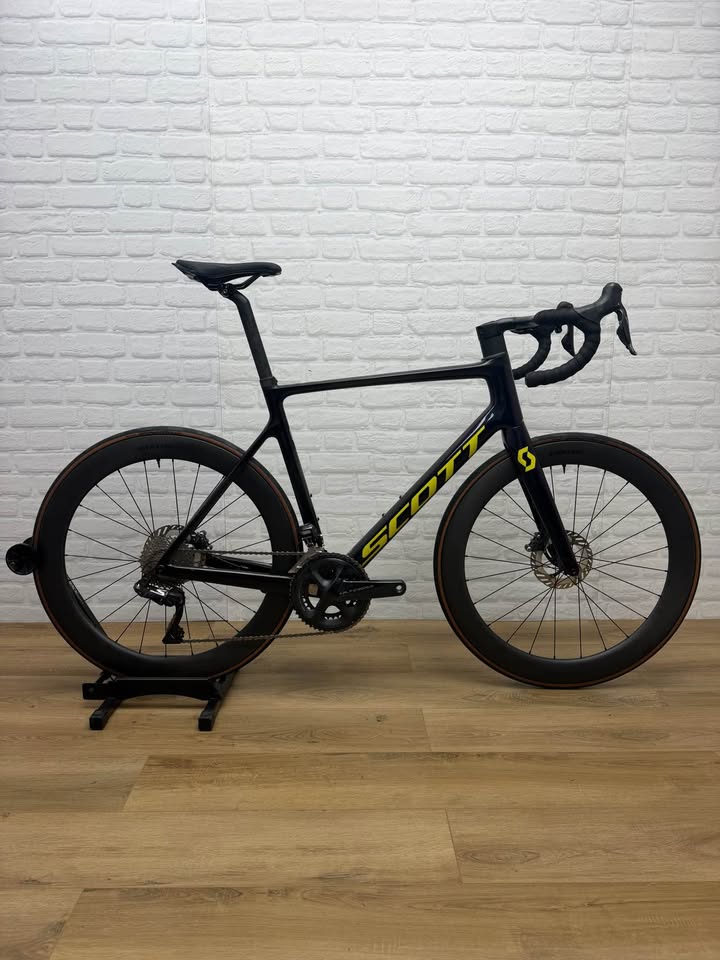 Scott Addict RC XL Road Bike